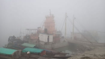 আরিচা-কাজিরহাট ও পাটুরিয়া-দৌলতদিয়া রুটে ফেরি চলাচল শুরু