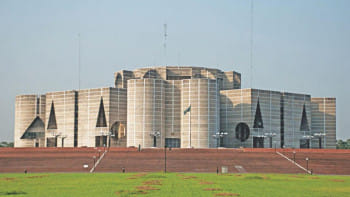 শপথ নিয়েছেন নবনির্বাচিত ২৯৮ সংসদ সদস্য