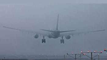 শাহজালালে ঘন কুয়াশায় ফ্লাইট অবতরণ এখন আরও কঠিন