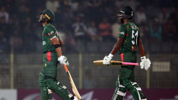 Mahmudullah & Jaker Ali Anik