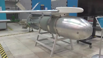 রাশিয়ার নতুন বোমা এফএবি১৫০০। ছবি: রুশ প্রতিরক্ষা মন্ত্রণালয়ের ভিডিও থেকে স্ক্রিণশট