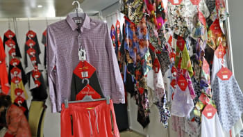 পোশাক শিল্প, বাংলাদেশ তৈরি পোশাক প্রস্তুত ও রপ্তানিকারক সমিতি, বিজিএমইএ, ফারুক হাসান, যুক্তরাষ্ট্র,