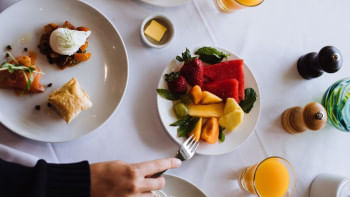 রোজায় সুস্থ থাকতে কেমন হবে ইফতার, সেহেরি ও রাতের খাবার