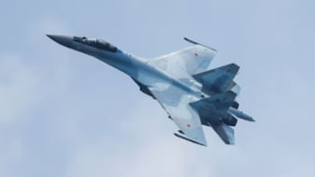 রুশ বিমানবাহিনীর অন্যতম সেরা যুদ্ধবিমান সুখোই এস৩৫এস। ফাইল ছবি: রয়টার্স