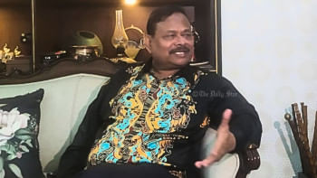 সাবেক সেনাপ্রধান আজিজের দুর্নীতি সাবেক সেনাপ্রধান আজিজের দুর্নীতি