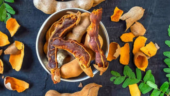 তেঁতুল খেলে কি রক্ত পানি হয়ে যায়