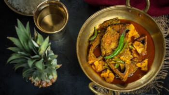 আনারস দিয়ে ইলিশ