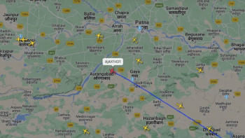 হাসিনাকে বহনকারী উড়োজাহাজ