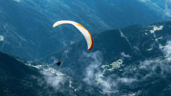 প্যারাগ্লাইডিং