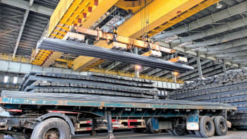 বিএসআরএম, কারফিউ, বিক্ষোভ, ইস্পাত শিল্প,