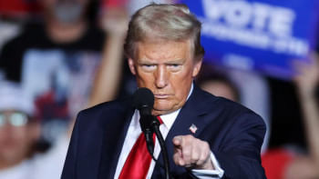 সাবেক প্রেসিডেন্ট ট্রাম্প। ছবি: রয়টার্স