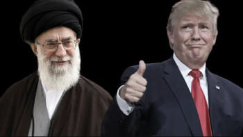 ইরানের সর্বোচ্চ ধর্মীয় নেতা খামেনি ও যুক্তরাষ্ট্রের প্রেসিডেন্ট ডোনাল্ড ট্রাম্প। কোলাজ ছবি: সংগৃহীত