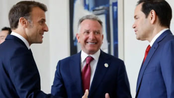 প্যারিসে ফ্রান্স-ইউক্রেন-যুক্তরাষ্ট্রের বৈঠক সফল হয়েছে। ছবি: ডয়চে ভেলে