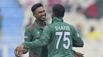 Mustafizur Rahman  Shakib Al Hasan