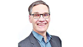 নেদারল্যান্ডসের উন্মুক্ত বিশ্ববিদ্যালয়ের পরিবেশ বিজ্ঞান বিভাগের অধ্যাপক জেটসে স্টরভোগেল। ছবি: সংগৃহীত