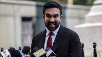 নিউইয়র্কের মুসলিম মেয়র পদপ্রার্থী জোহরান মামদানি। ছবি: রয়টার্স