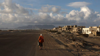 দীর্ঘদিনের গৃহযুদ্ধে বিধ্বস্ত ইয়েমেনের এডেন শহর। ফাইল ছবি: রয়টার্স