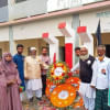 শহীদ মিনার, জুতা পায়ে, শহীদ মিনার