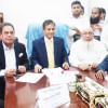 পোশাক শ্রমিকদের জন্য নতুন মজুরি প্রস্তাব দেবে মালিকপক্ষ মজুরি বোর্ড, তৈরি পোশাক, পোশাক শ্রমিক আন্দোলন,