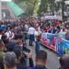 প্রেসক্লাবের সামনে মানবন্ধন প্রেসক্লাবের সামনে মানবন্ধন