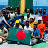 দুবাইয়ের পথে এমভি আবদুল্লাহ, পাহারা দিচ্ছে দুটি ফ্রিগেট দুবাইয়ের পথে এমভি আবদুল্লাহ, পাহারা দিচ্ছে দুটি ফ্রিগেট