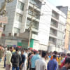 বকেয়া বেতনের দাবিতে আশুলিয়ায় পোশাক শ্রমিকদের বিক্ষোভ পোশাক শ্রমিক