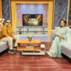 খলনায়ক মিশা সওদাগরের সঙ্গে উপস্থাপিকা। ছবি: সংগৃহীত