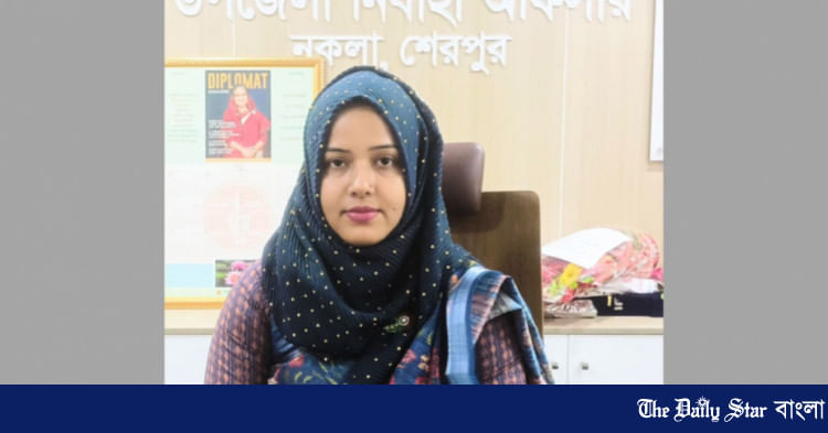 Asalarilar bir sik porno Porno video, bir qiz olish, uning mushuk toldirgan bilan