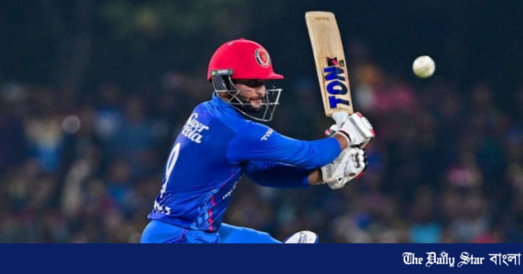 Yalangoch külotlu jinsiy aloqada blondalar