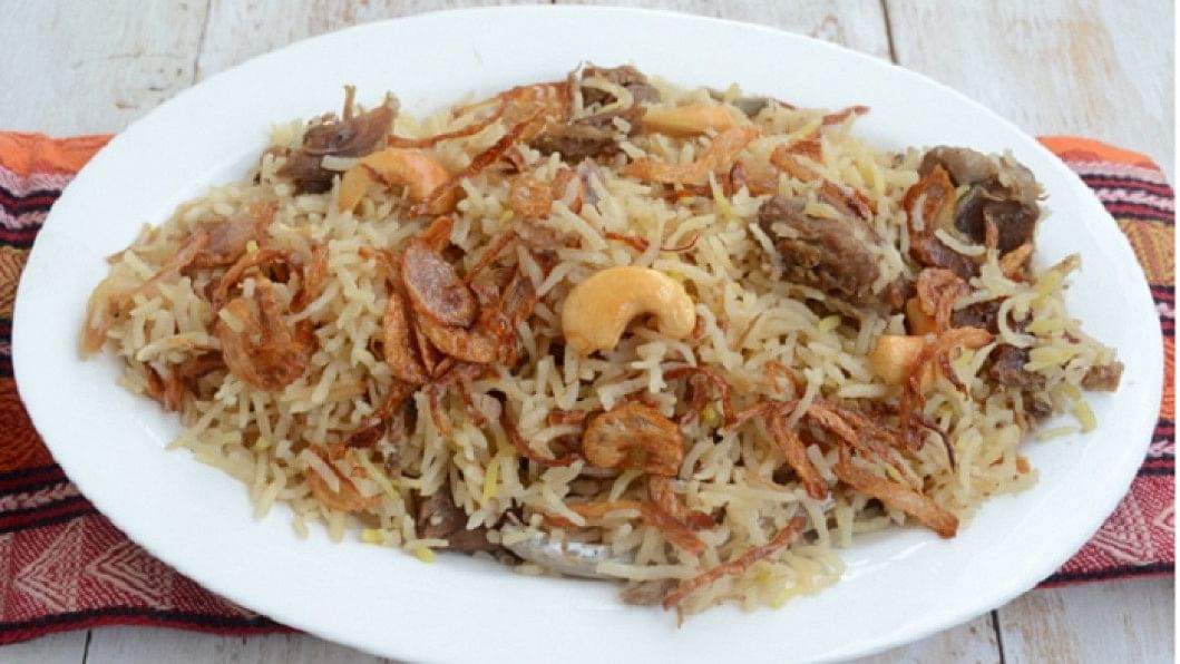 চিকেন আখনি পোলাও চিকেন আখনি পোলাও