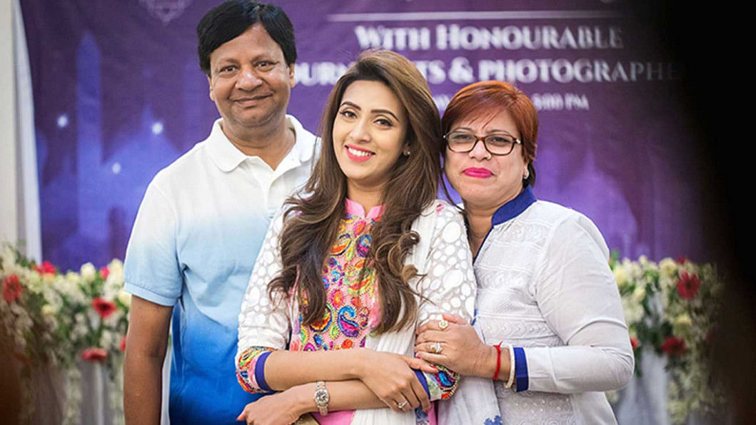 বিদ্যা সিনহা মিম বিদ্যা সিনহা মিম