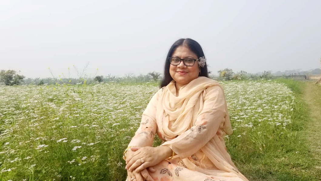 গানের মধ্য দিয়ে সবার কাছে পৌঁছে গেছি: কনকচাঁপা | The Daily Star Bangla