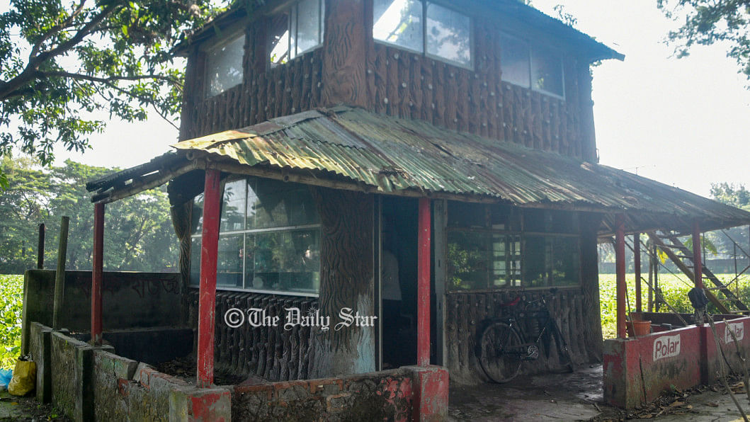 এটা একটা শিশু পার্ক খুলনার শিশু পার্ক
