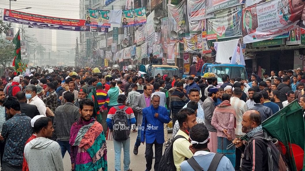 নয়াপল্টনে জড়ো হচ্ছেন বিএনপির নেতাকর্মীরা বিএনপি