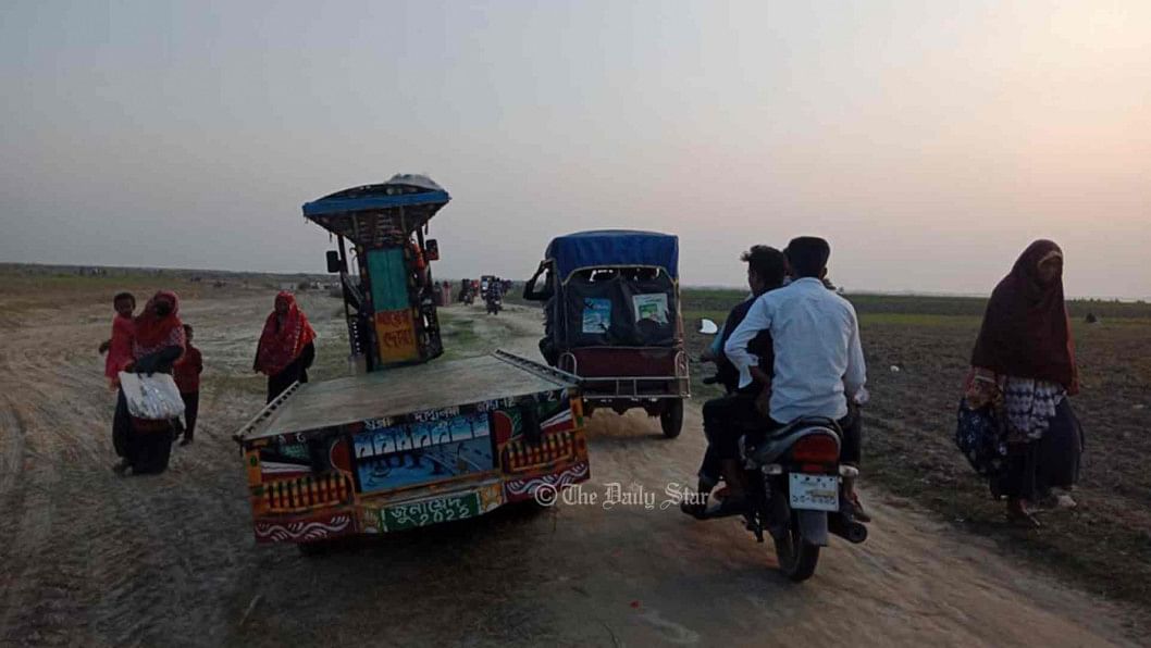 শুষ্ক মৌসুমে বিবর্ণ ‘প্রমত্তা পদ্মা’ শুষ্ক মৌসুমে পদ্মা