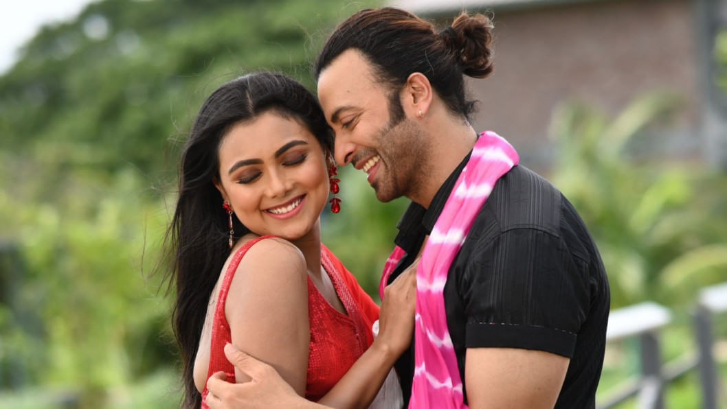 Qiziqarli jinsiy aloqa pornosini onlayn tomosha qiling Kemada kattalar porno