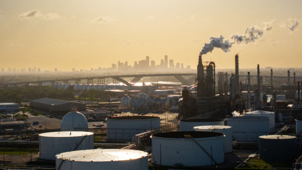 Транссексуал мен трансвеститтің суреті