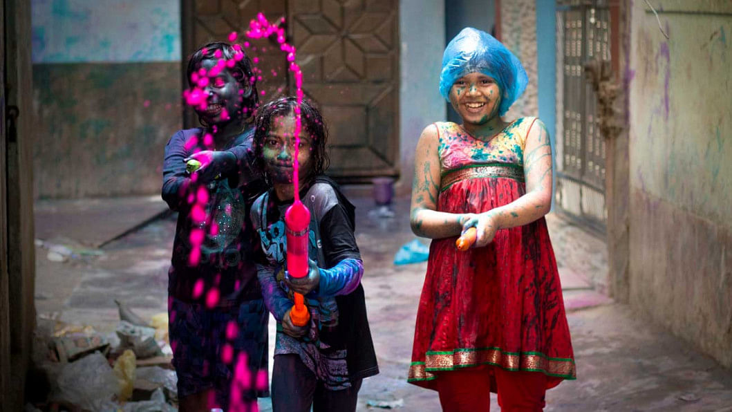 Holi Holi